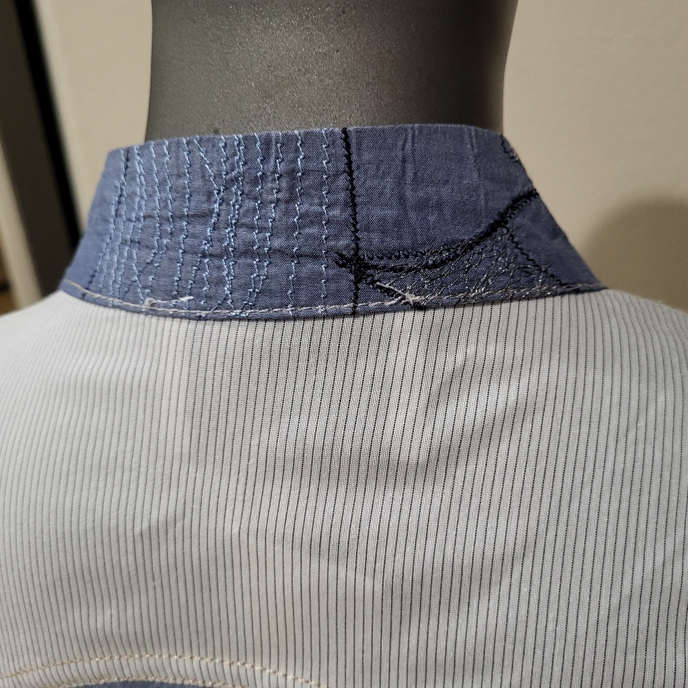 102. Elisa Cavaletti Blue and White Button Down Shirt - Size Medium - Picture 6 of 9